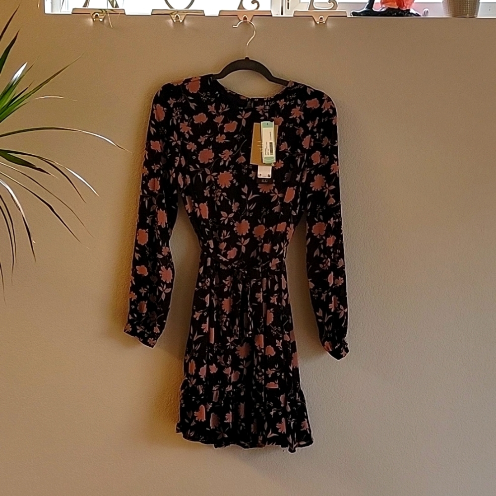Vero Moda Icy Black Long Sleeve mini dress, Size Medium